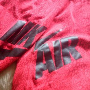 Nike mens air mens shorts, size 2xl!
